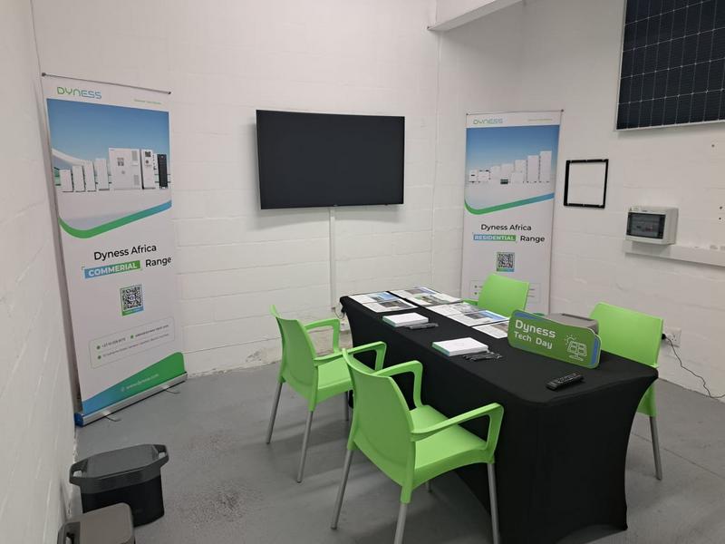 To Let commercial Property for Rent in Parow Western Cape